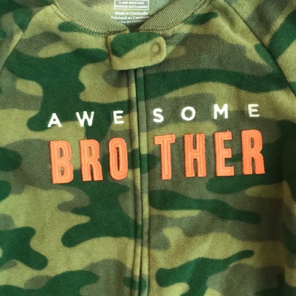 Carter’s Awesome Brother Camo Footie - Picture 4 of 6